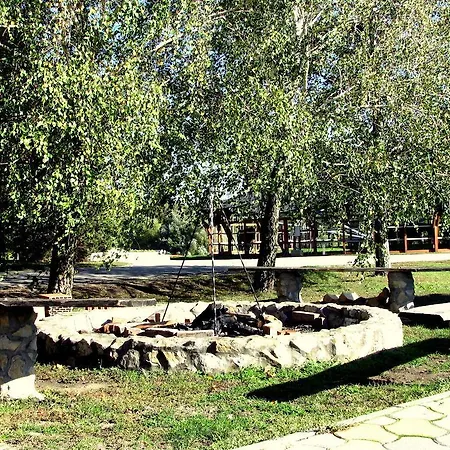 Kaboka Lovastanya Panzio Enying